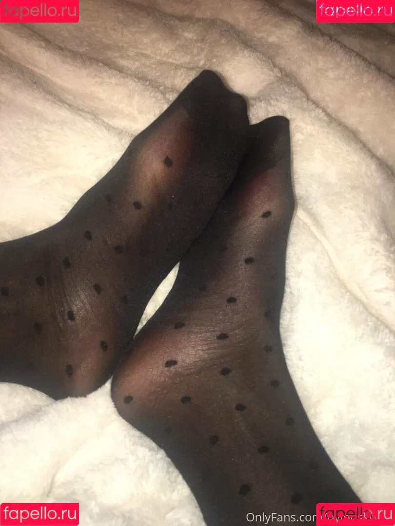 nylonskitten Onlyfans Photo Gallery 