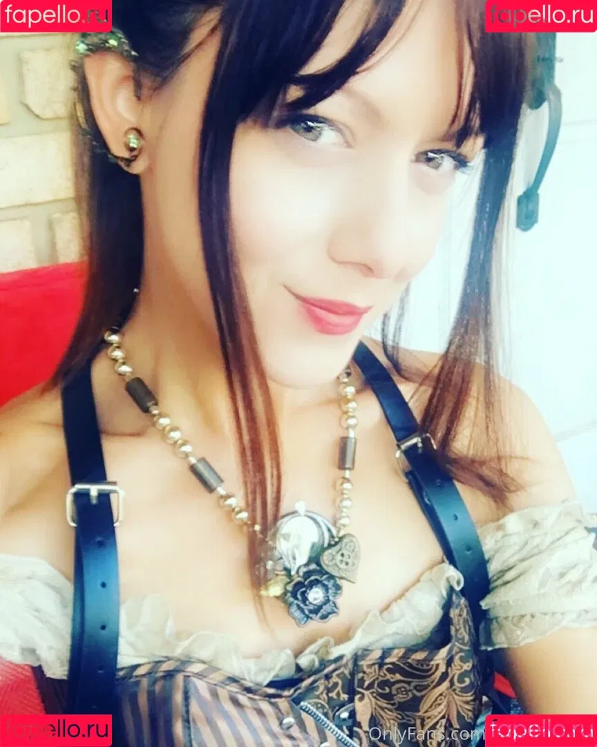 nylonskitten Onlyfans Photo Gallery 