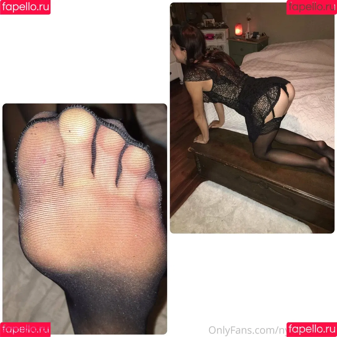nylonskitten Onlyfans Photo Gallery 