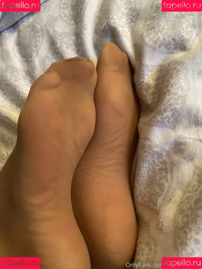nylonskitten Onlyfans Photo Gallery 