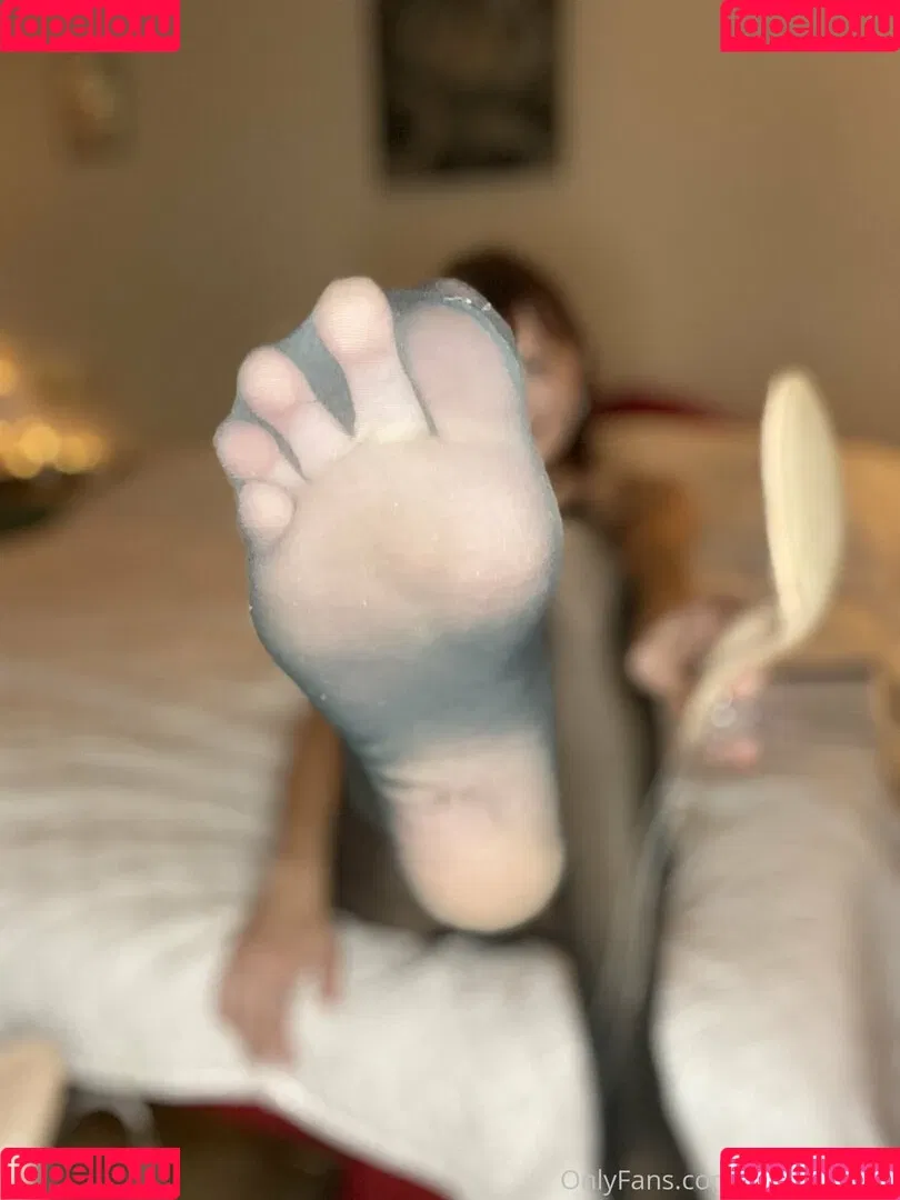 nylonskitten Onlyfans Photo Gallery 