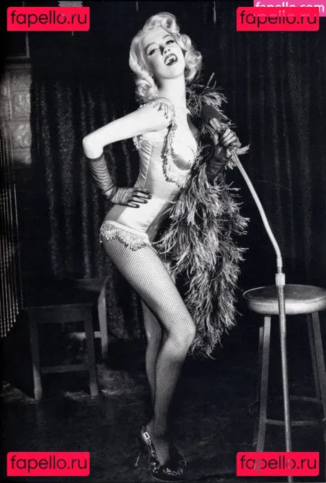 Amber Heard Onlyfans Photo Gallery 