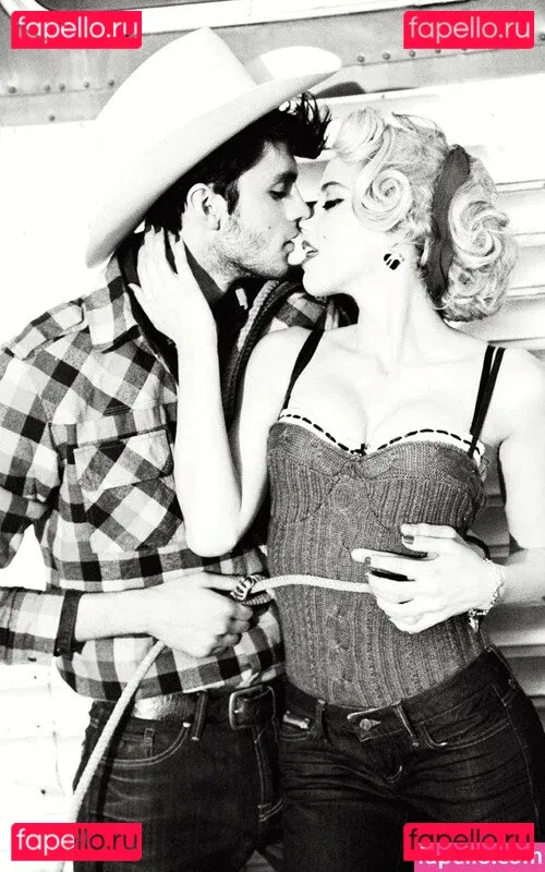 Amber Heard Onlyfans Photo Gallery 