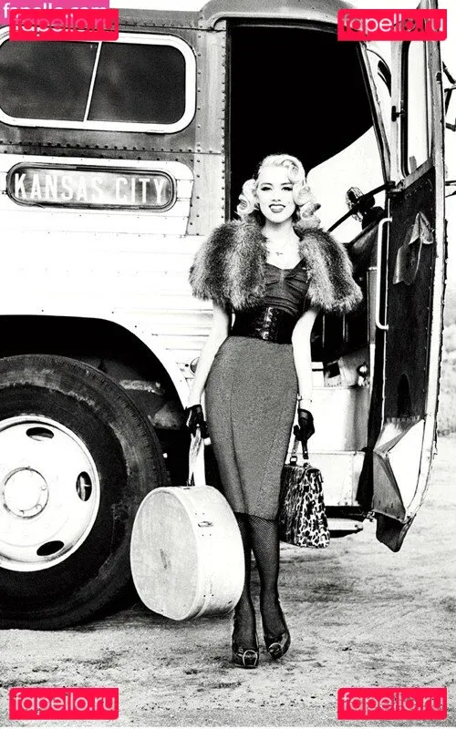 Amber Heard Onlyfans Photo Gallery 