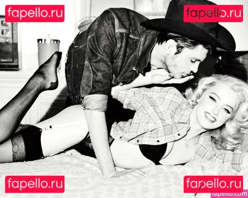 Amber Heard Onlyfans Photo Gallery 