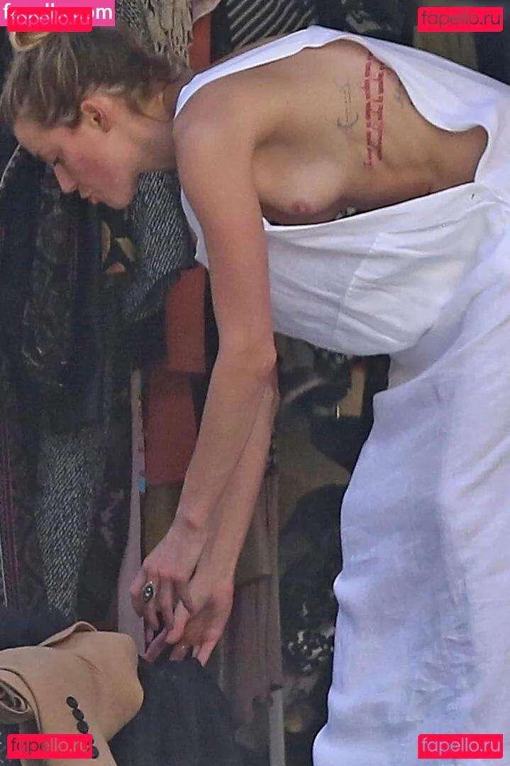 Amber Heard Onlyfans Photo Gallery 