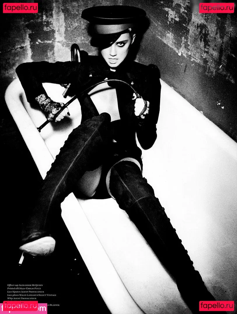 Amber Heard Onlyfans Photo Gallery 