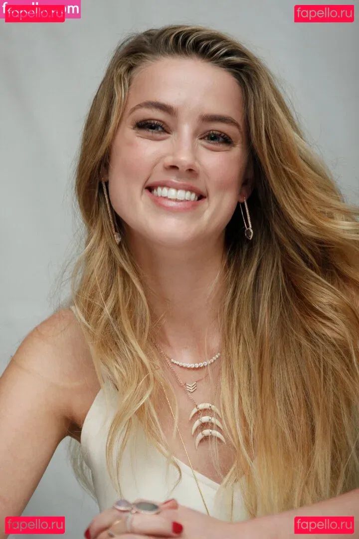 Amber Heard Onlyfans Photo Gallery 