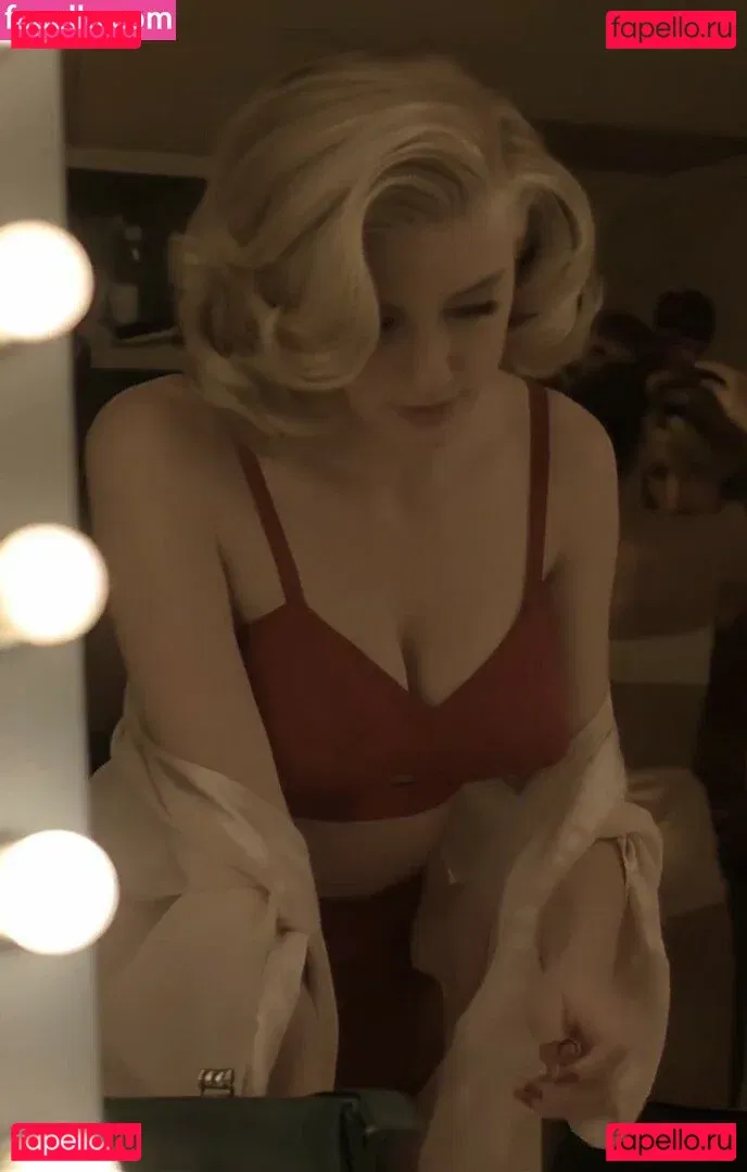 Amber Heard Onlyfans Photo Gallery 