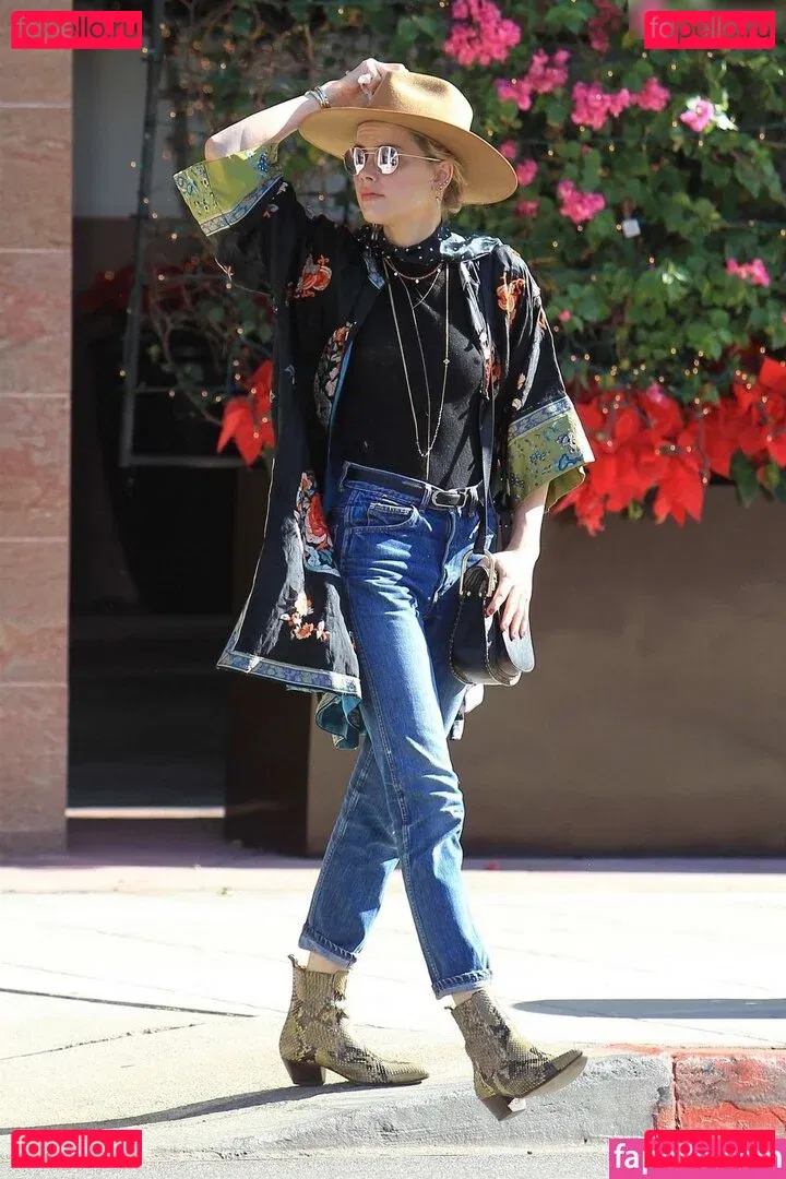 Amber Heard Onlyfans Photo Gallery 