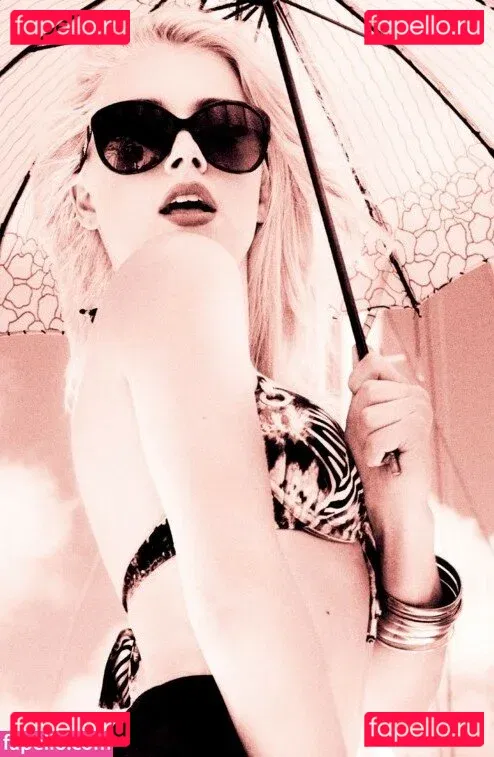 Amber Heard Onlyfans Photo Gallery 