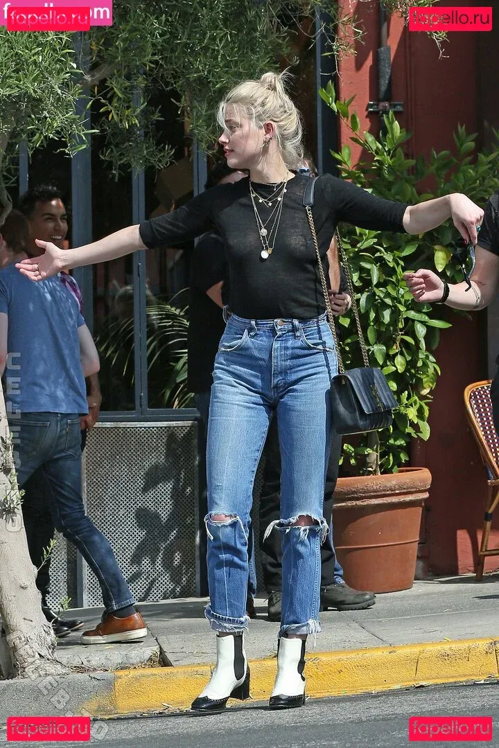 Amber Heard Onlyfans Photo Gallery 