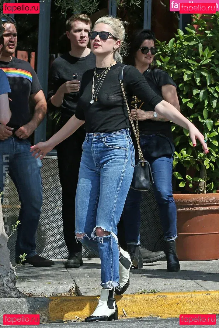 Amber Heard Onlyfans Photo Gallery 