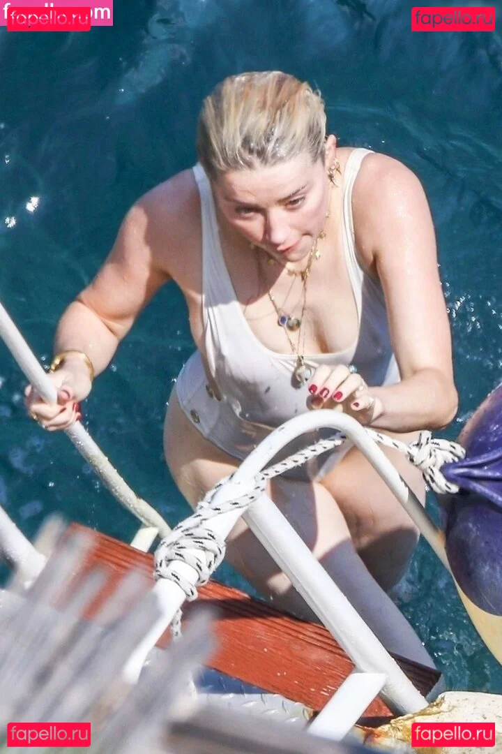 Amber Heard Onlyfans Photo Gallery 