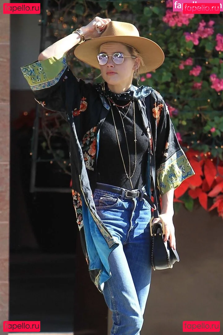 Amber Heard Onlyfans Photo Gallery 