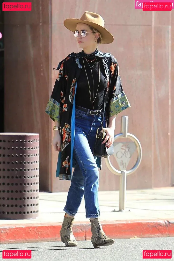 Amber Heard Onlyfans Photo Gallery 