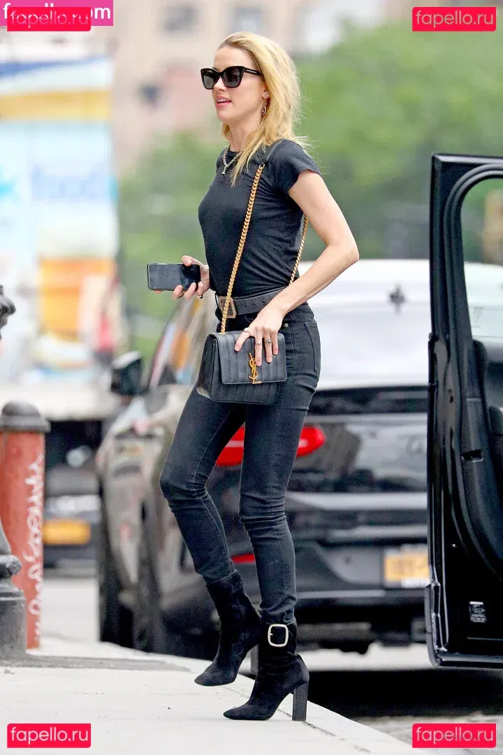 Amber Heard Onlyfans Photo Gallery 