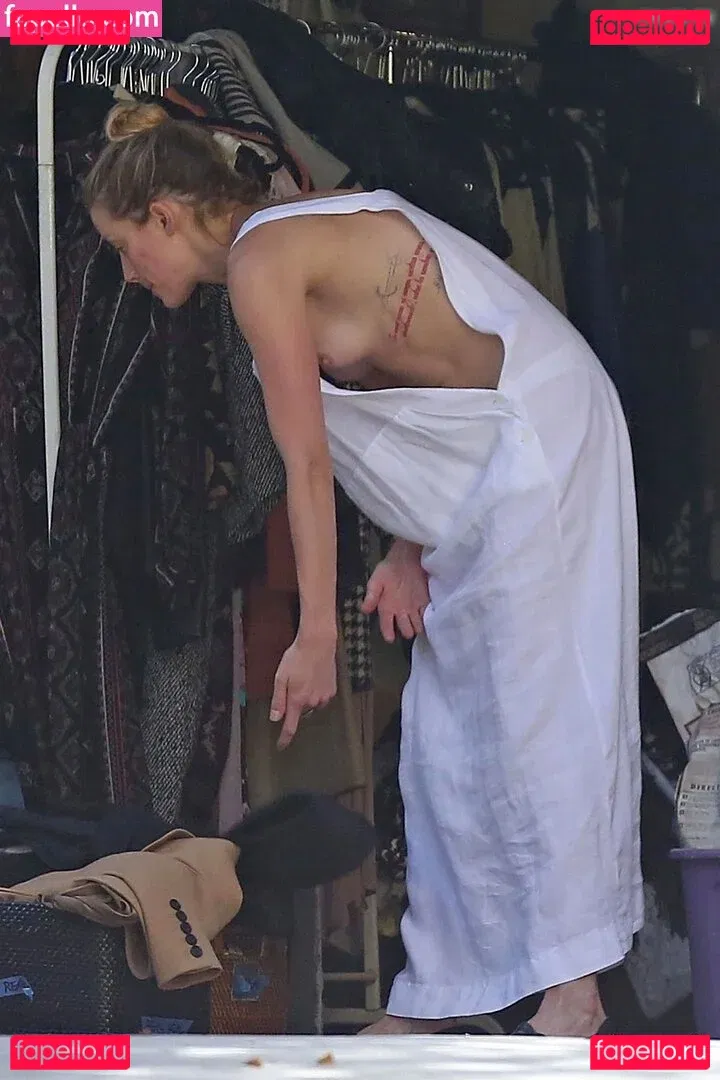 Amber Heard Onlyfans Photo Gallery 