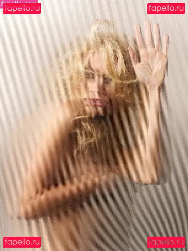 Amber Heard Onlyfans Photo Gallery 