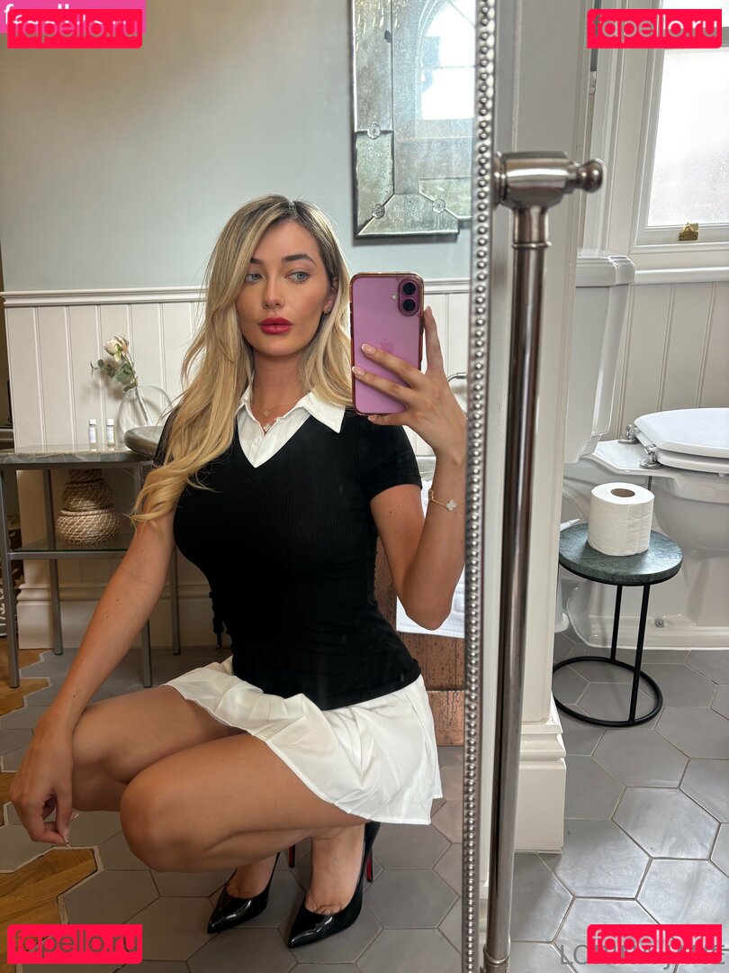 lorinajane18 / lorinajanefree Onlyfans Photo Gallery 