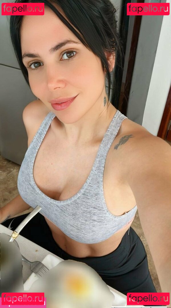 Romina Uhrig / romina_uhrig / romiuhrig Onlyfans Photo Gallery 