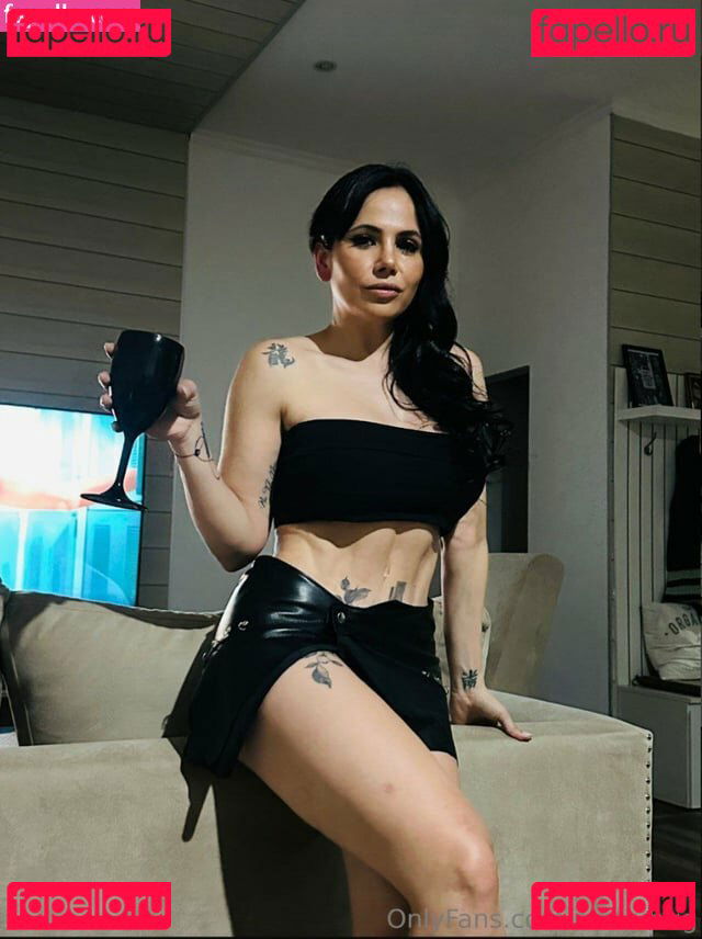 Romina Uhrig / romina_uhrig / romiuhrig Onlyfans Photo Gallery 