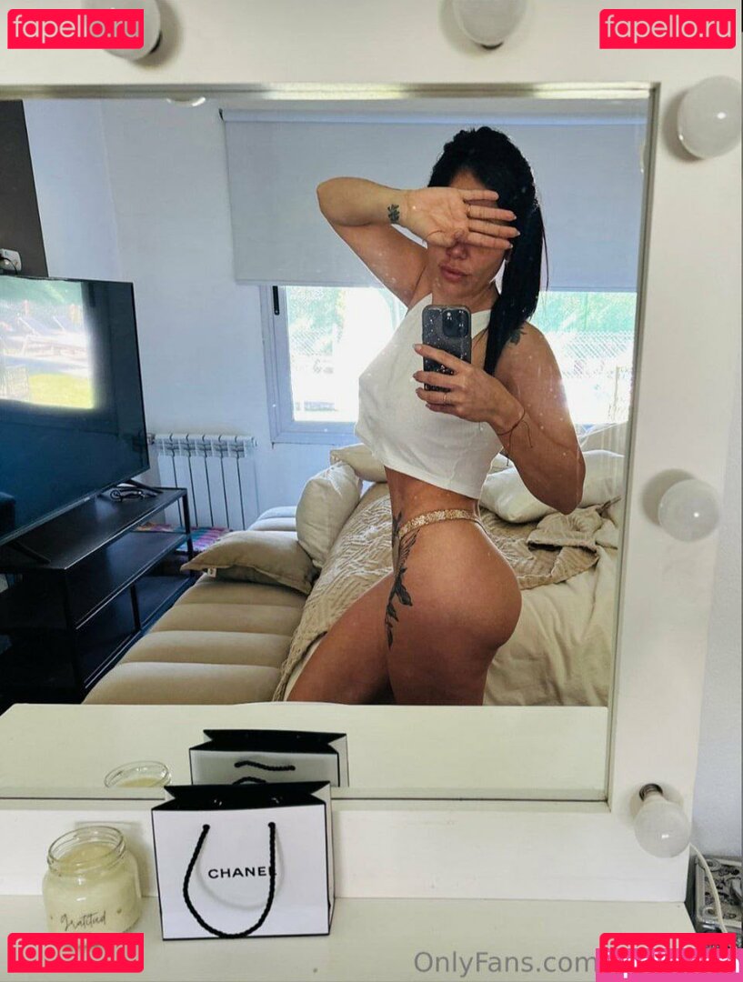 Romina Uhrig / romina_uhrig / romiuhrig Onlyfans Photo Gallery 