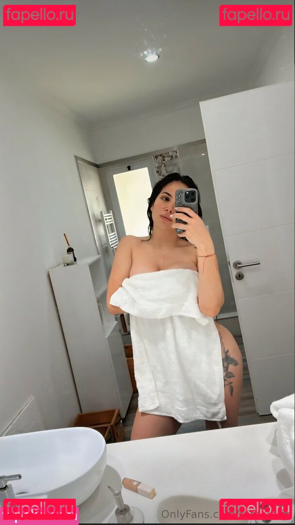 Romina Uhrig / romina_uhrig / romiuhrig Onlyfans Photo Gallery 