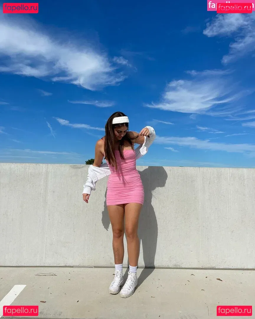 Jennifer Sequeira Onlyfans Photo Gallery 