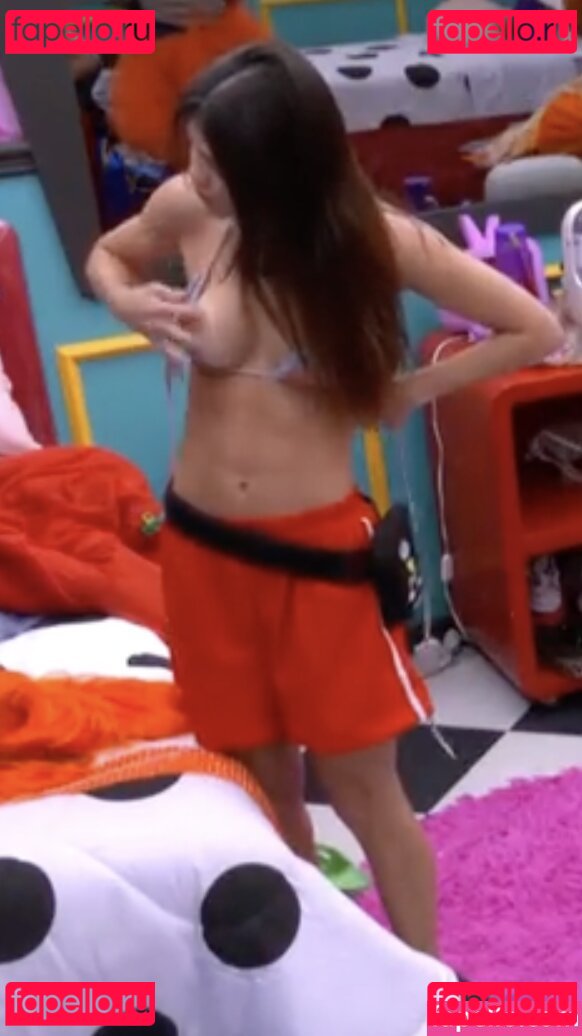 Vitoria Strada / vitoriastrada_ Onlyfans Photo Gallery 