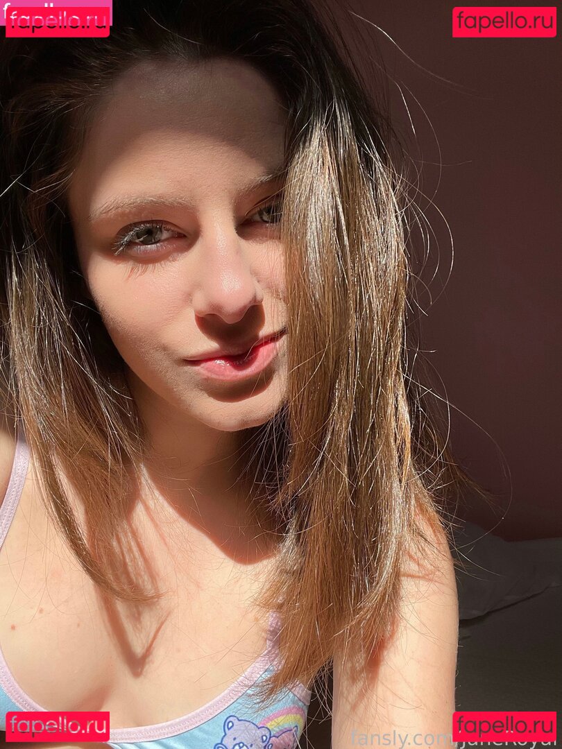 JaneRoyal / jane_royalee Onlyfans Photo Gallery 