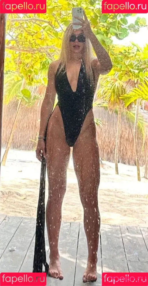 Jutta Leerdam Onlyfans Photo Gallery 