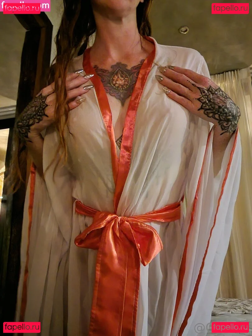 caelyx Onlyfans Photo Gallery 