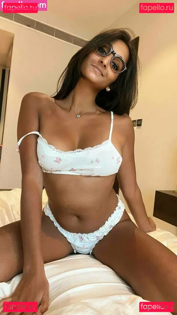 caelyx Onlyfans Photo Gallery 