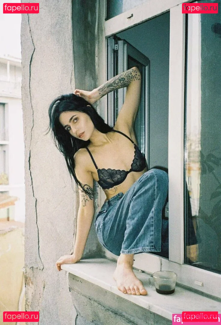 caelyx Onlyfans Photo Gallery 