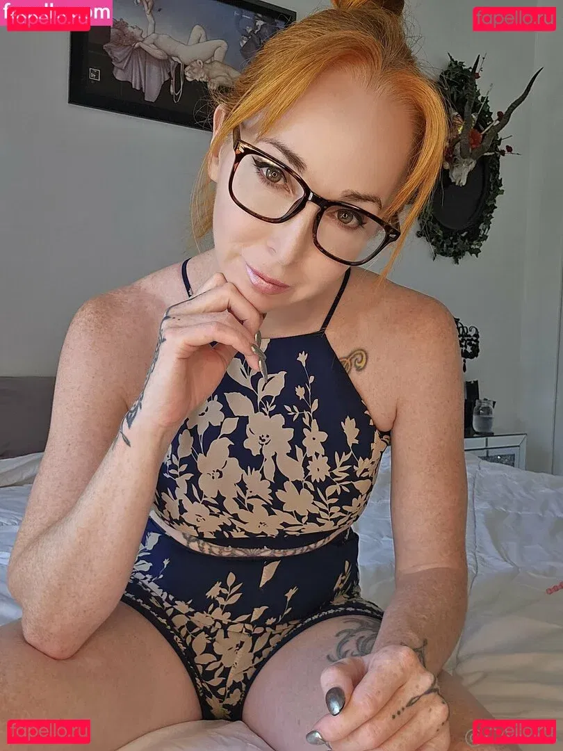 caelyx Onlyfans Photo Gallery 