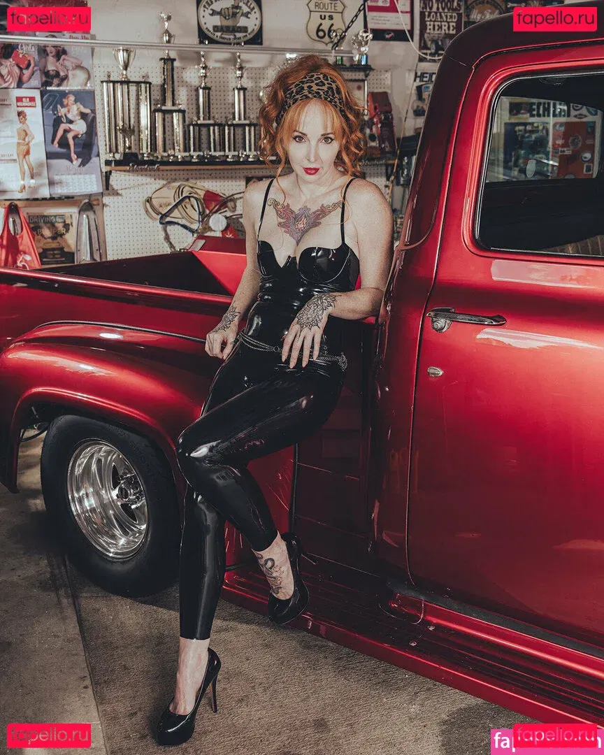 caelyx Onlyfans Photo Gallery 