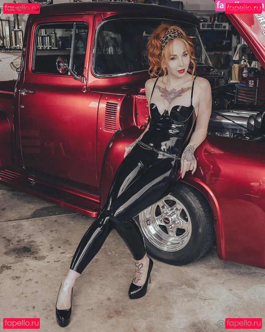 caelyx Onlyfans Photo Gallery 