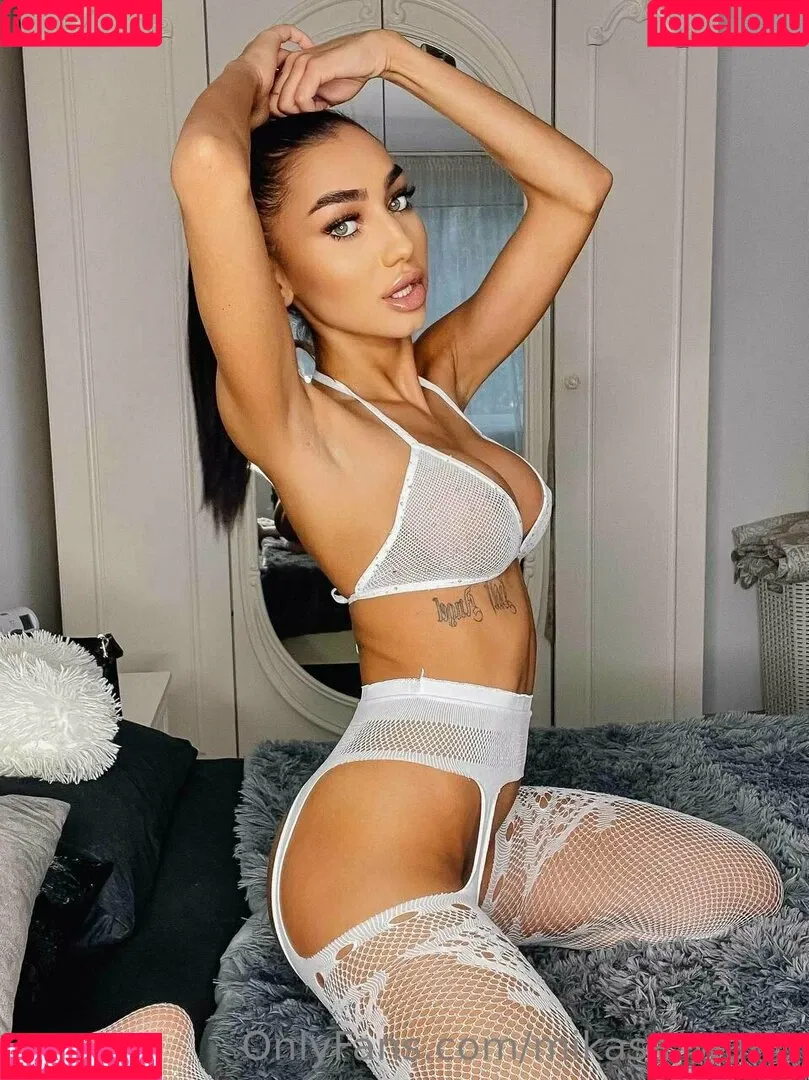 mikasa_waifu Onlyfans Photo Gallery 