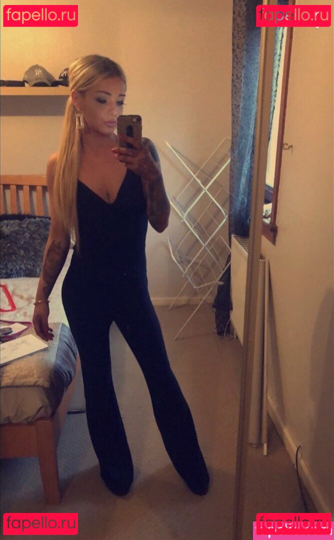 Emma Jane Donald / emmajaned93 Onlyfans Photo Gallery 