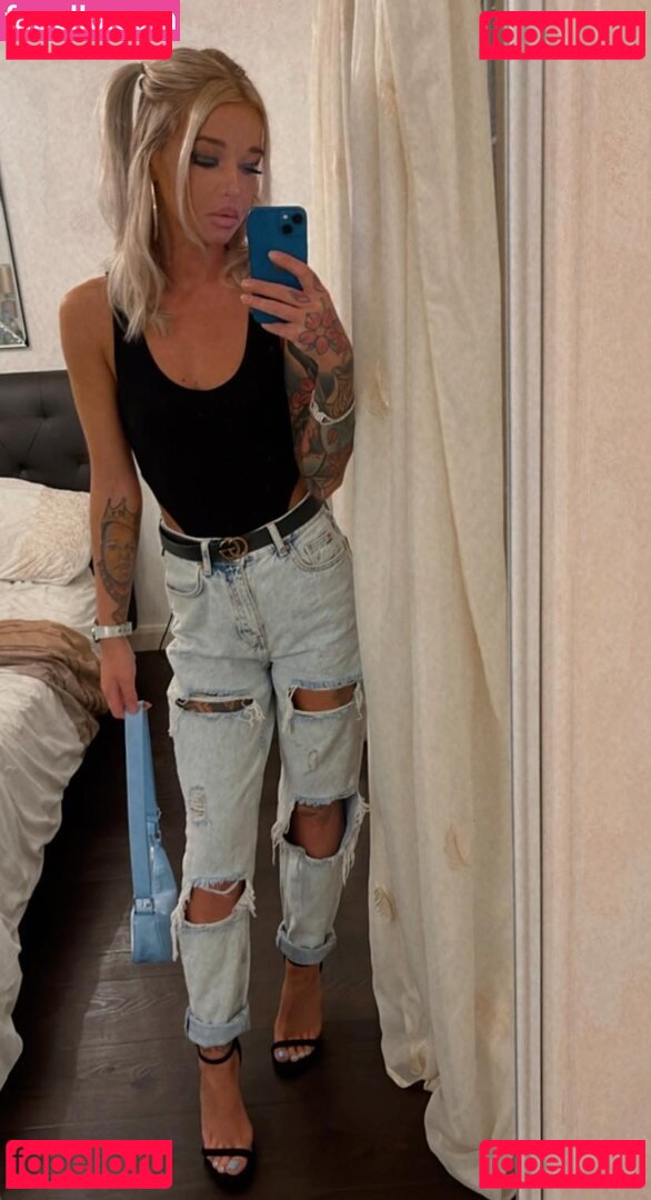 Emma Jane Donald / emmajaned93 Onlyfans Photo Gallery 