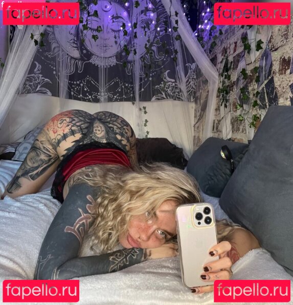 biondaliona / biondaz Onlyfans Photo Gallery 