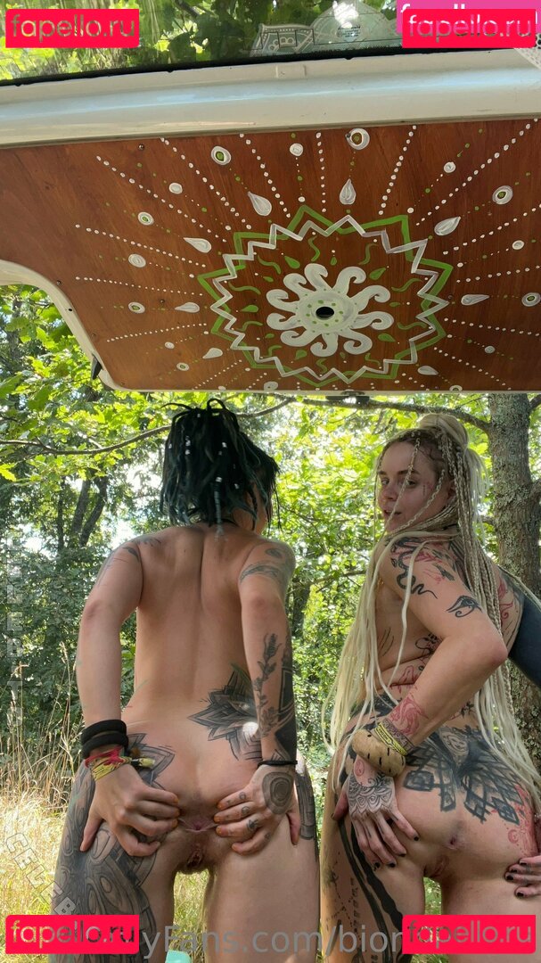 biondaliona / biondaz Onlyfans Photo Gallery 