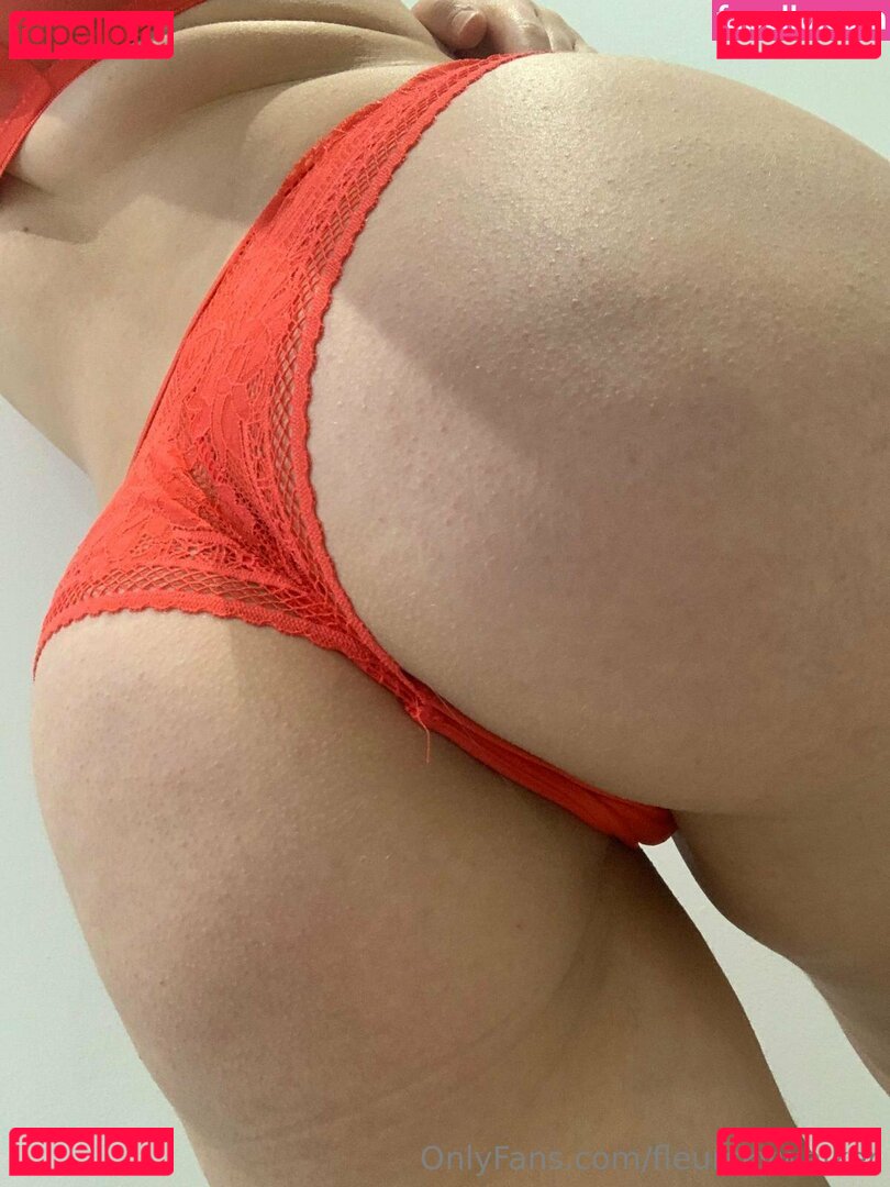 FleurSkywalker / fleurskyywalkerr Onlyfans Photo Gallery 