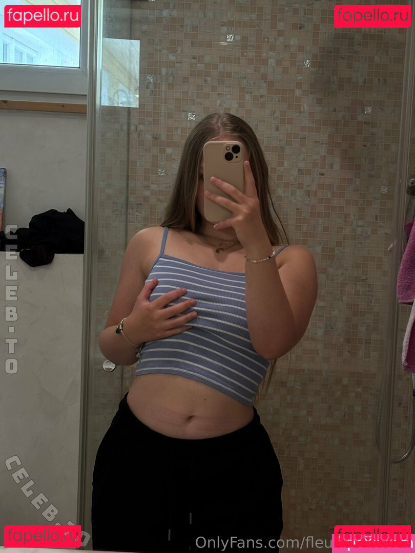 FleurSkywalker / fleurskyywalkerr Onlyfans Photo Gallery 