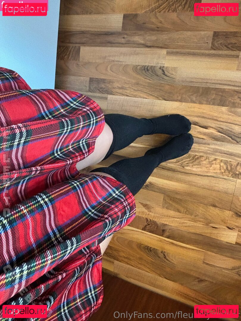 FleurSkywalker / fleurskyywalkerr Onlyfans Photo Gallery 