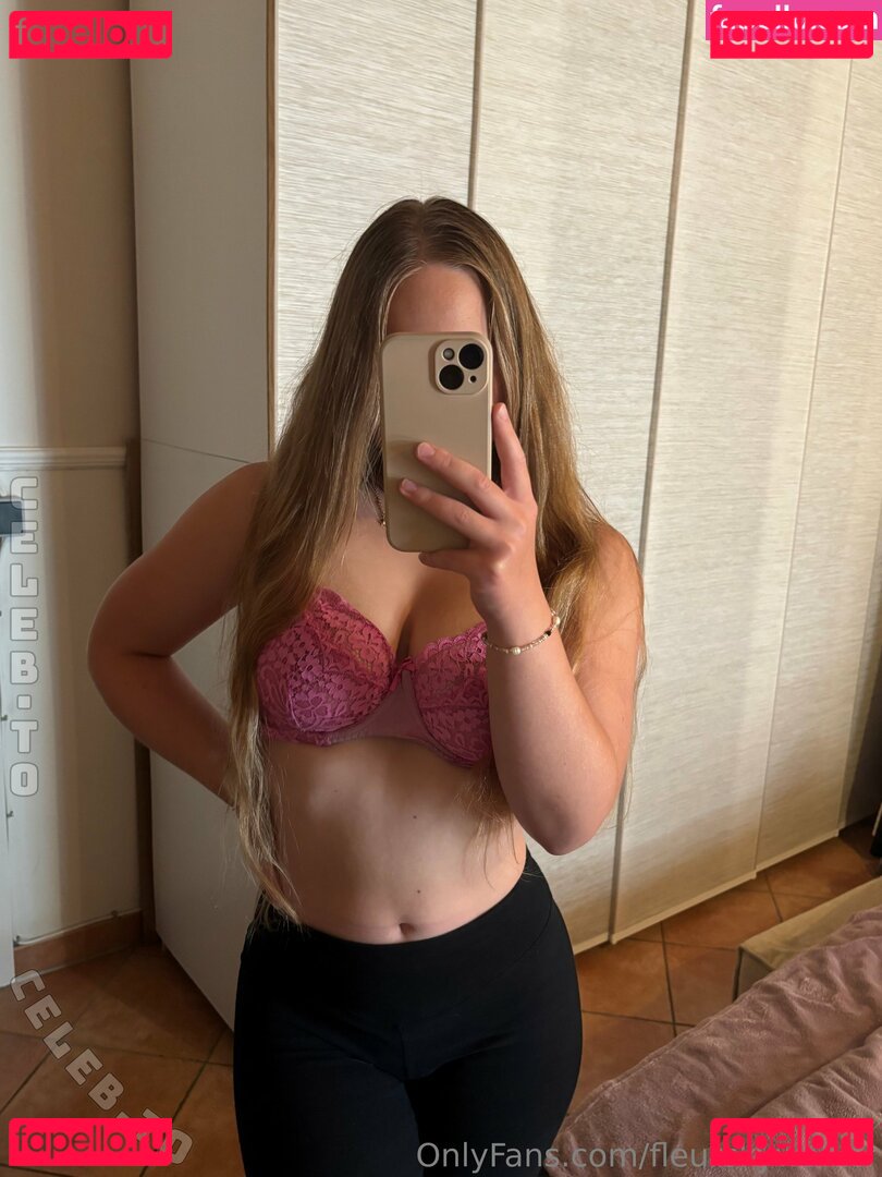 FleurSkywalker / fleurskyywalkerr Onlyfans Photo Gallery 