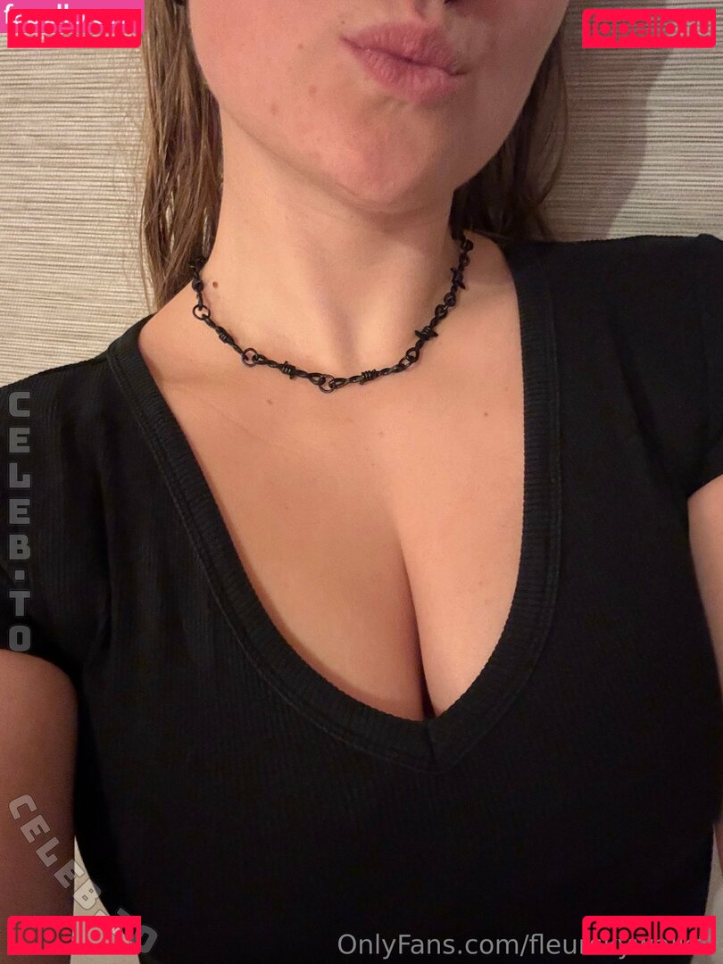 FleurSkywalker / fleurskyywalkerr Onlyfans Photo Gallery 