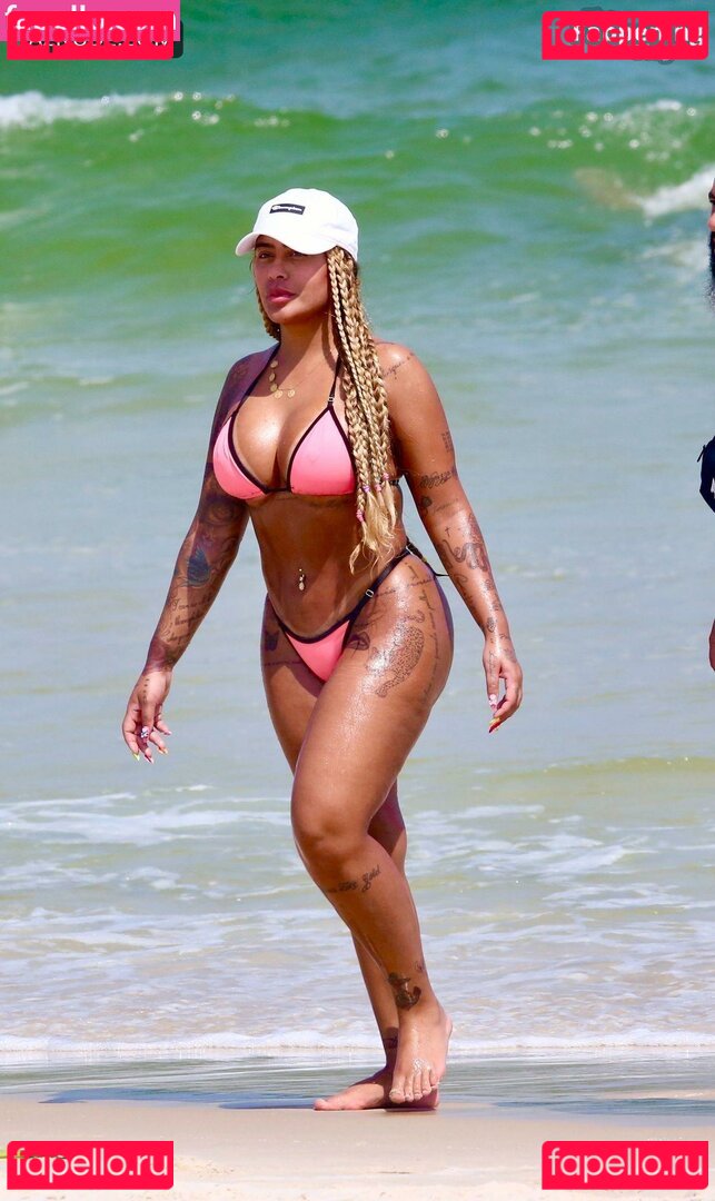 rafaella Onlyfans Photo Gallery 