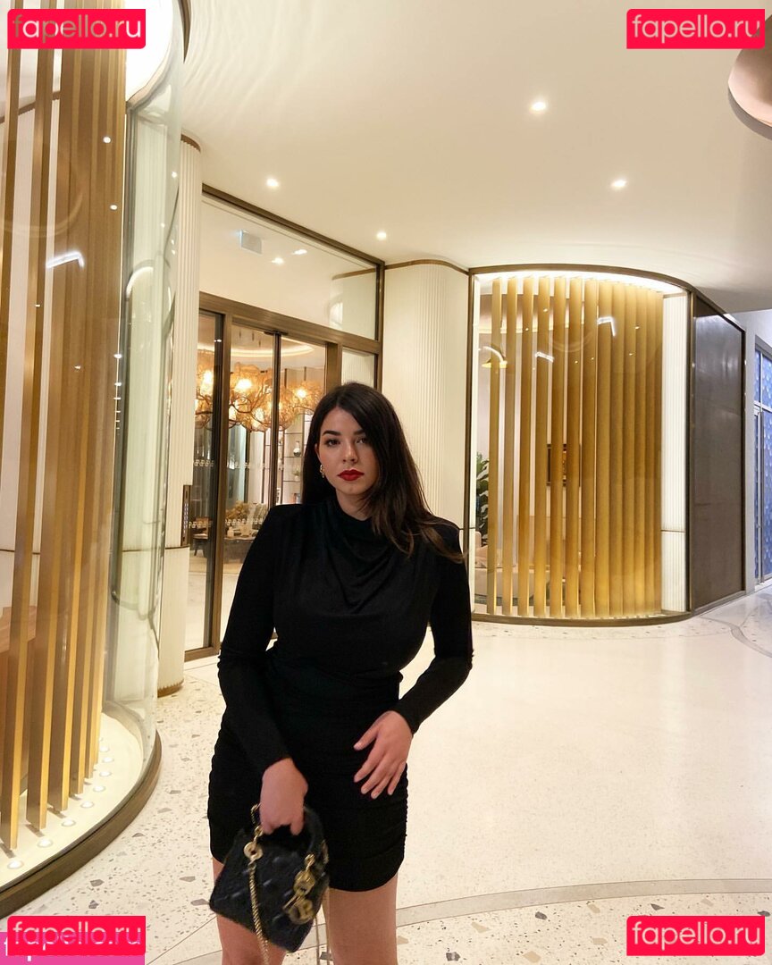 Anna / Im Notannaa / im_notannaa Onlyfans Photo Gallery 